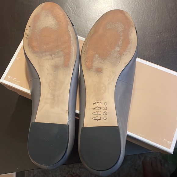 Michael Kors Hayley Ballet 8.5 - Picture 5 of 6